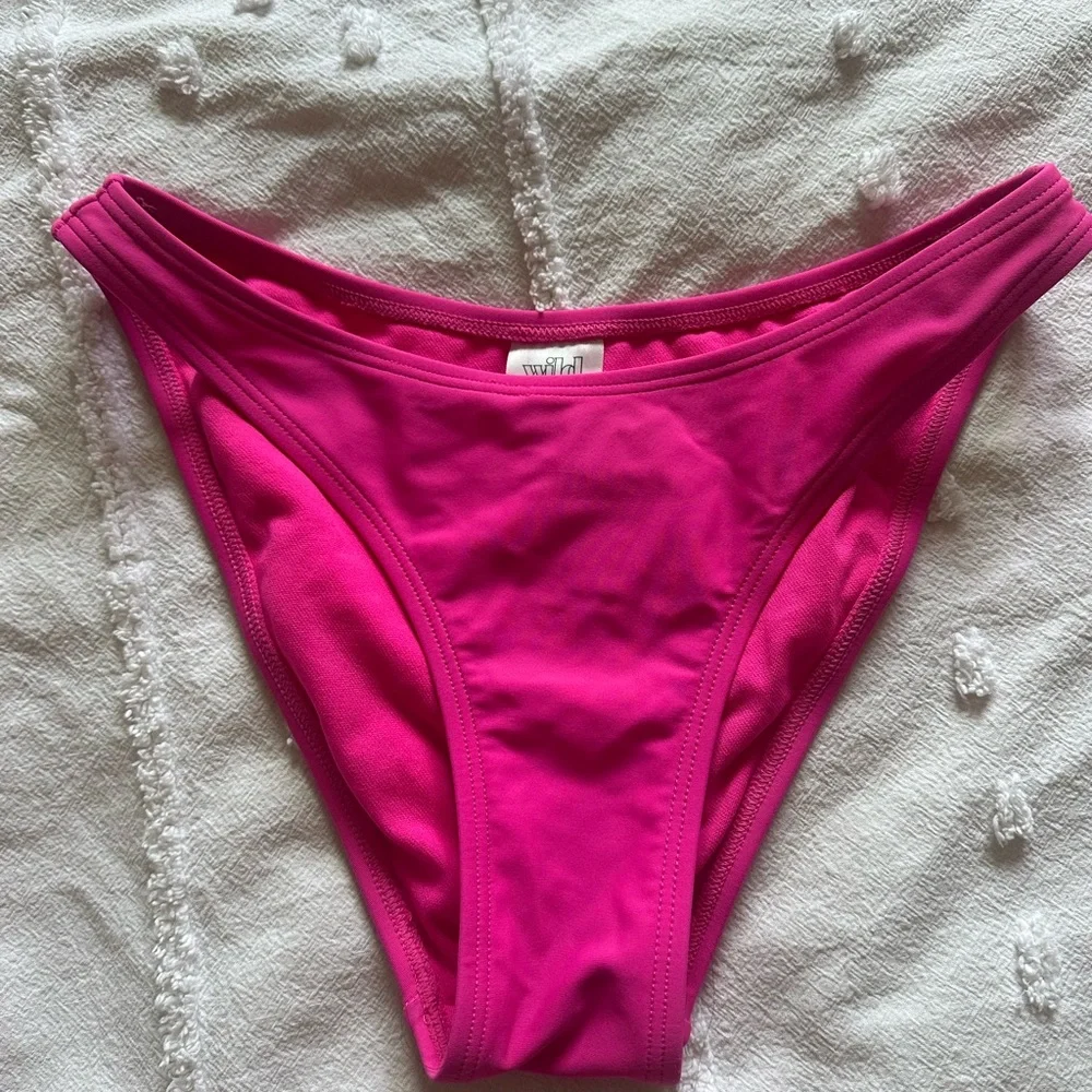 Pink Bikini Bottom - Picture 1 of 3